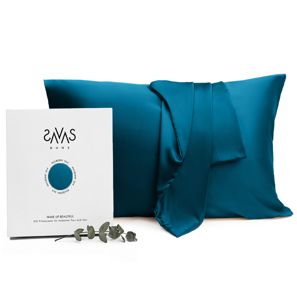 Silk Pillowcase „Turquoise“. Pillowcases 50x60. Luxurious turquoise silk pillowcase for elegant bedding. Silk Pillowcase „Turquoise“. Pillowcases 50x60. Luxurious turquoise silk pillowcase for elegant bedding.