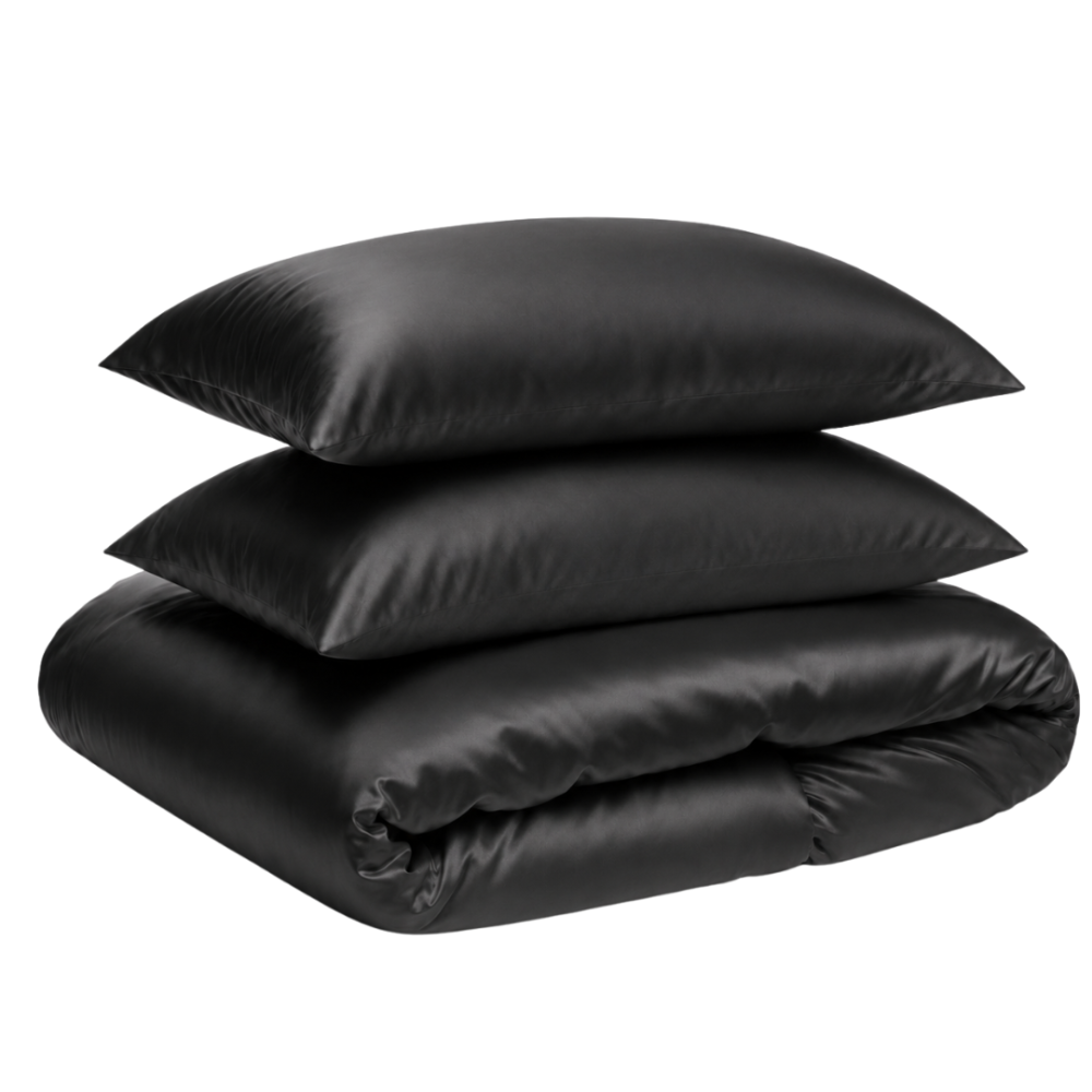 Silk bedding set „Onyx Silk“. Bedding sets, 200x200 cm, 200x220 cm. Black silk bedding set with shiny satin texture and elegant smooth pillows. Silk bedding set „Onyx Silk“. Bedding sets, 200x200 cm, 200x220 cm. Black silk bedding set with shiny satin texture and elegant smooth pillows.