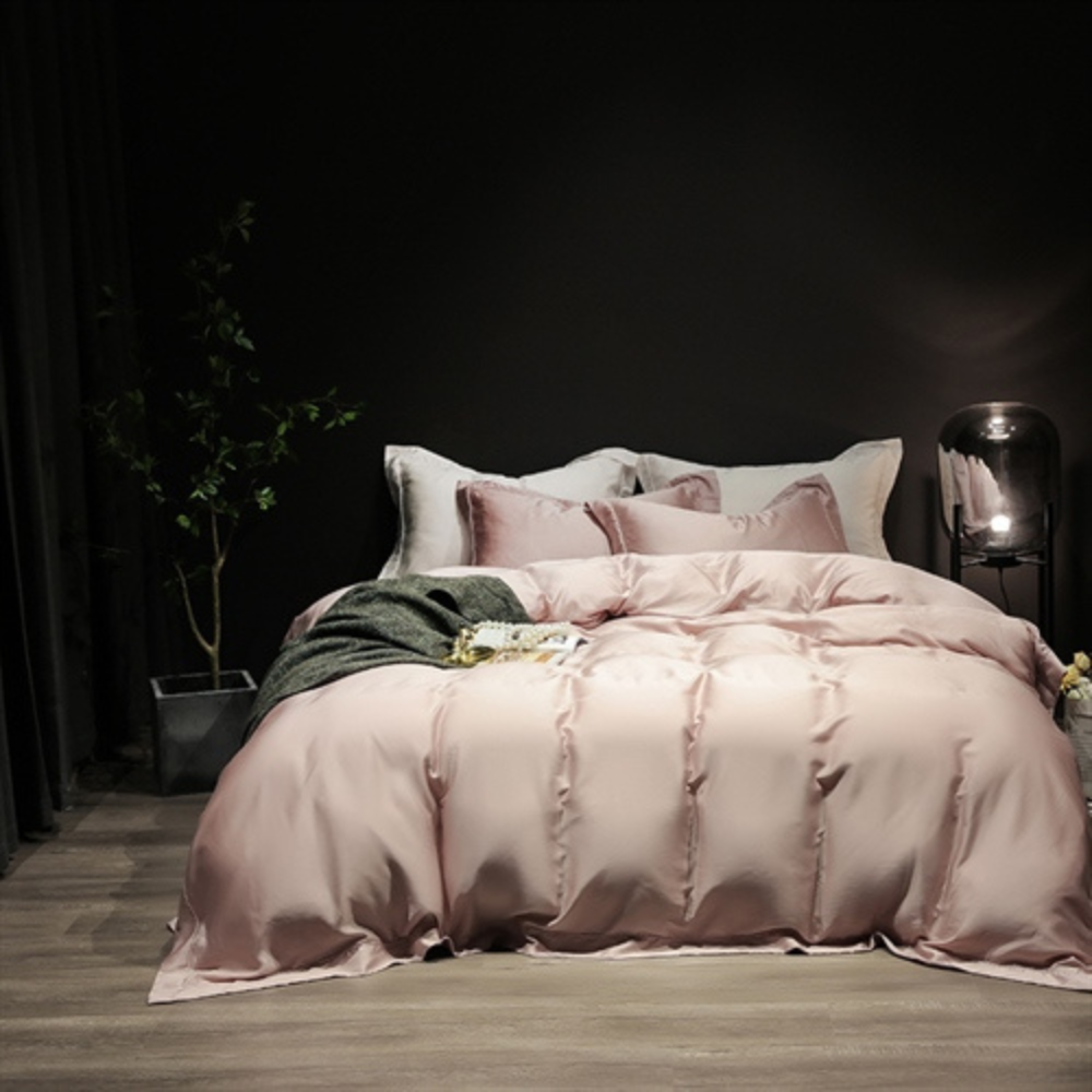 Tencel Bedding Set „Blushella“. Silk bedding sets, 200x230 cm