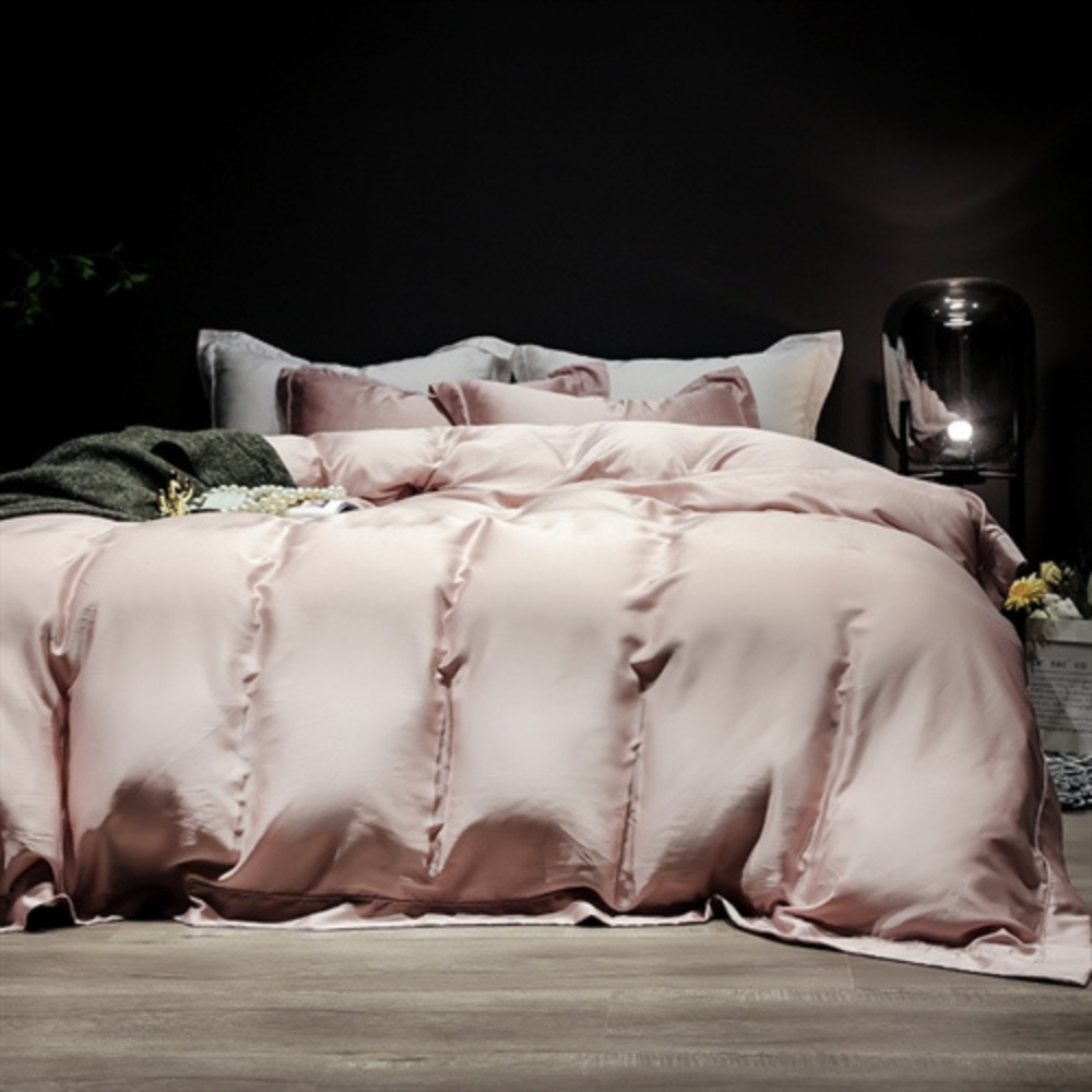 Tencel Bedding Set „Blushella“. Silk bedding sets, 200x230 cm