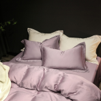 Tencel Bedding Set „Violette“. Lyocell bedding sets, 200x230 cm. Folded minimalist violet bedding set made of lyocell fabric.