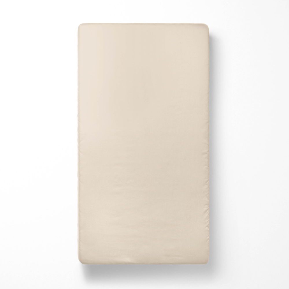 Jersey fitted sheet “Sand”. Fitted sheets 180x200, 90x200 cm, 140x200 cm, 160x200 cm, 180x200 cm, 200x220 cm. Breathable and comfortable sand-colored fitted sheet.