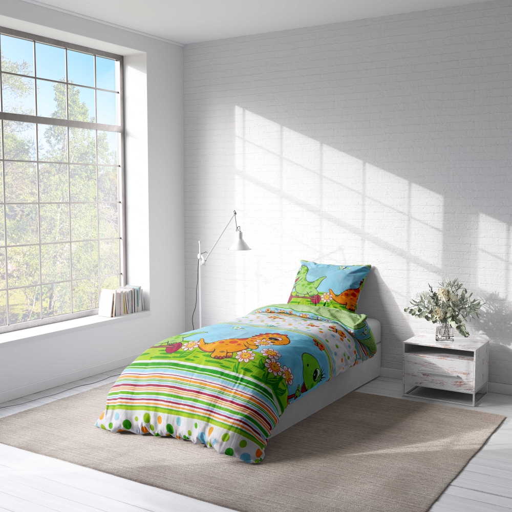 Children’s Bedding Set „Dino”. Kids bedding, 100x140 cm. Adorable little green and orange dinosaurs on a light green background make this children's bedding set charming and comfortable.