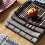 Kitchen Towel „Fog Kitchen Towel“. Kitchen towels. Grey kitchen towel with minimalist solid colour design Kitchen Towel „Fog Kitchen Towel“. Kitchen towels. Grey kitchen towel with minimalist solid colour design