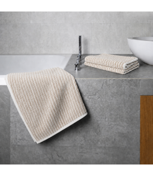 Bath towel “Brown Lines”