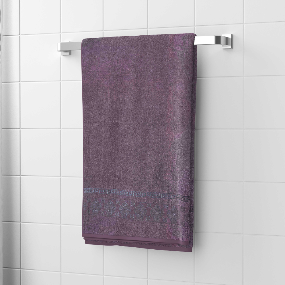Bath towel “Fig”, 70x140 cm. Luxurious dark grape towel for a sophisticated touch.