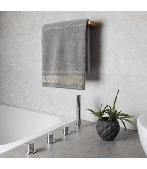 Bath towel “Grey Olympian”