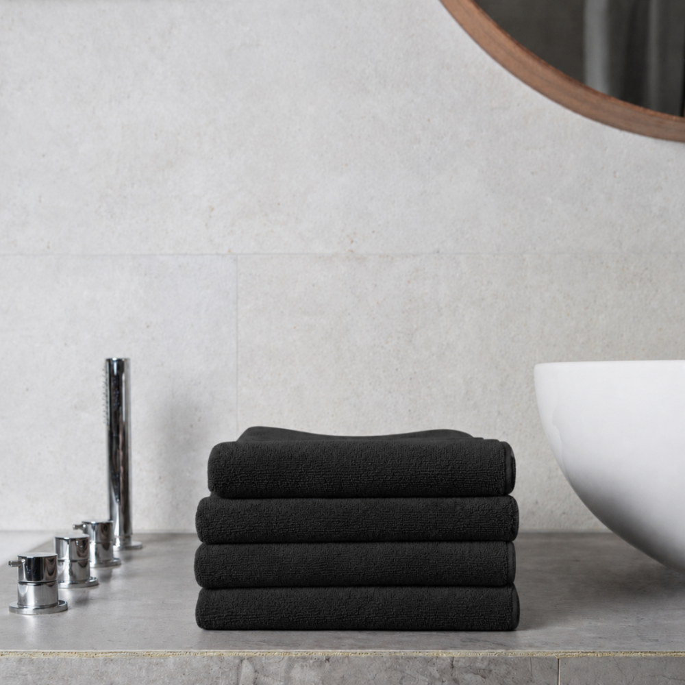 Bath towel “Obsidian Softness”, 70x140 cm. Deep black towels with a soft surface