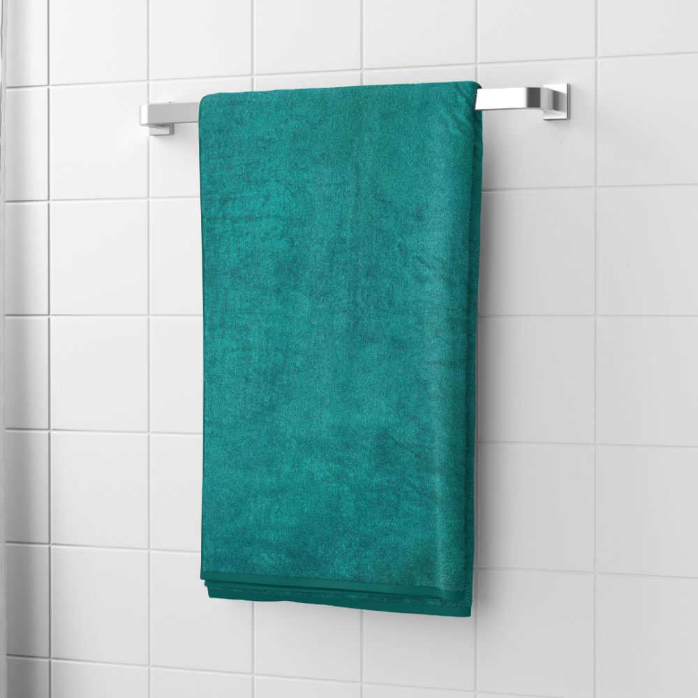 Bath Towel “Pond”, 70x140 cm. Invigorating greenish bathroom towel for a spa-like feel.