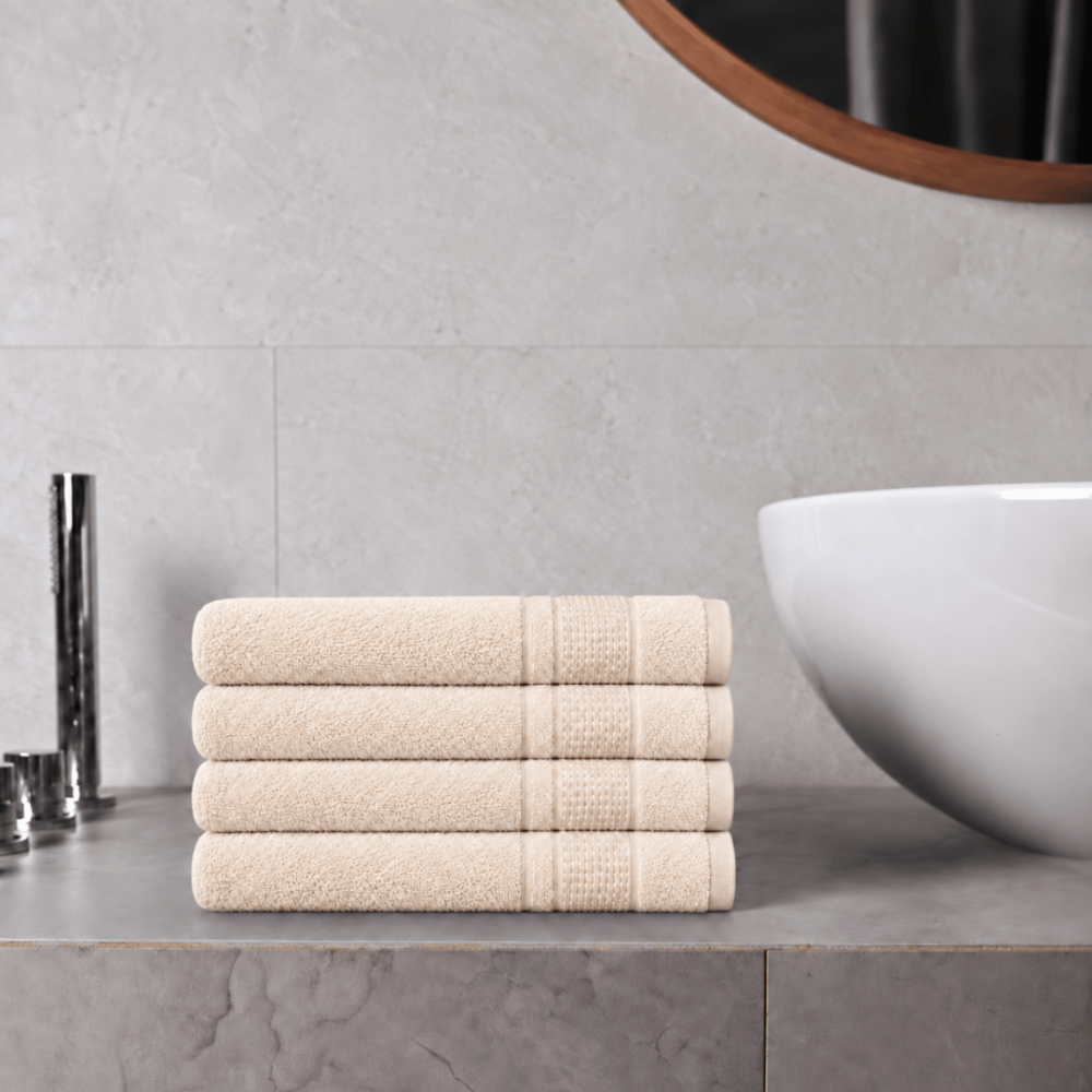 Bath towel “Royal Cream towel”, 70x140 cm. Light cream towel with a fine repeating pattern in the border. Bath towel “Royal Cream towel”, 70x140 cm. Light cream towel with a fine repeating pattern in the border.