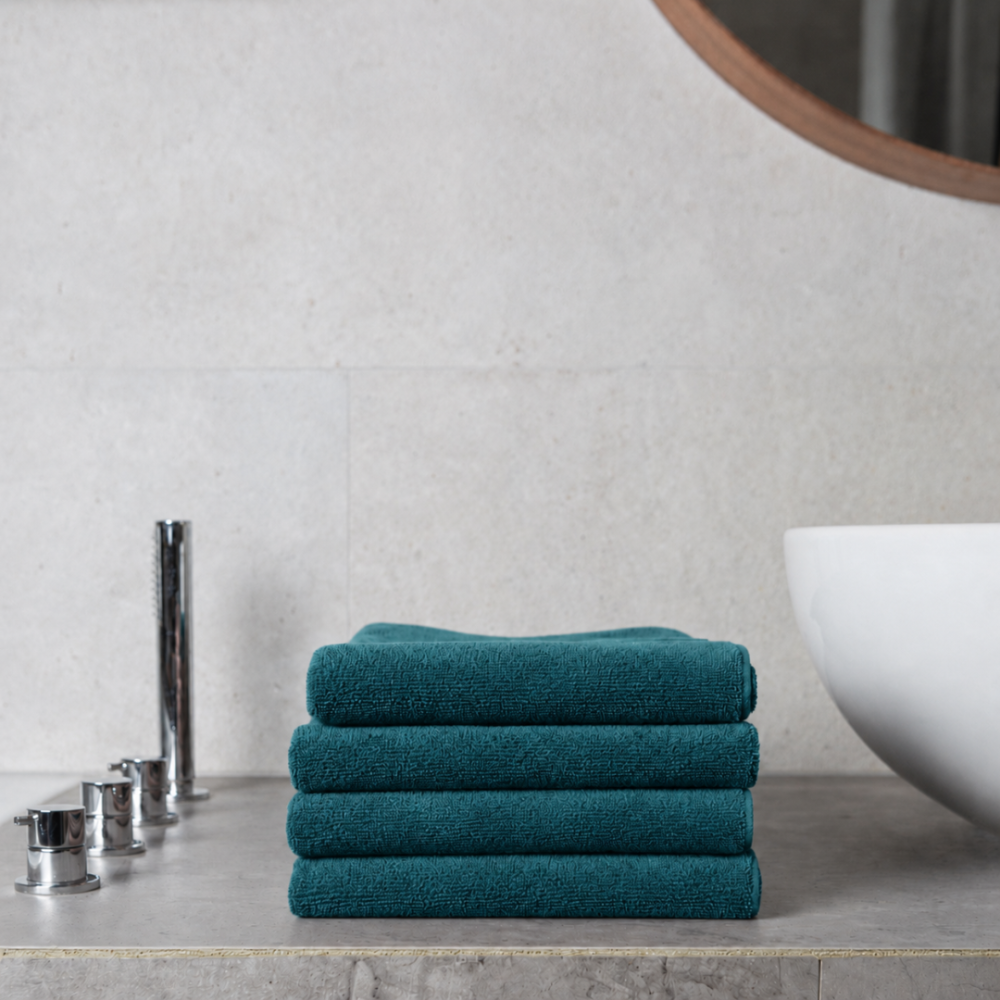 Bath towel “Teal Softness”, 70x140 cm. Modern turquoise towels with a soft surface